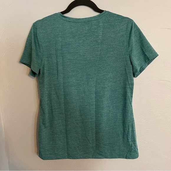 Athletic Works Green Short Sleeve Tee - Picture 4 of 4